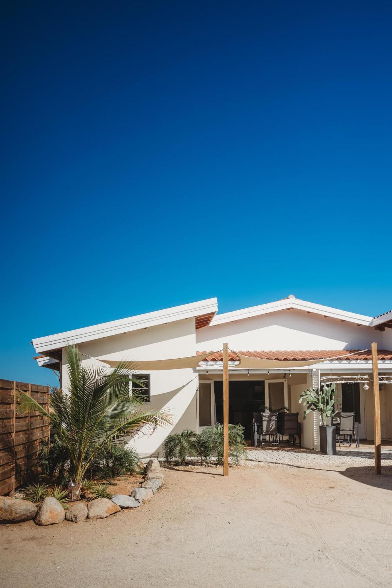 Pura Vida Aruba Appartement Palma ノールト エクステリア 写真